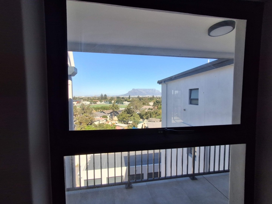 2 Bedroom Property for Sale in Table View Western Cape